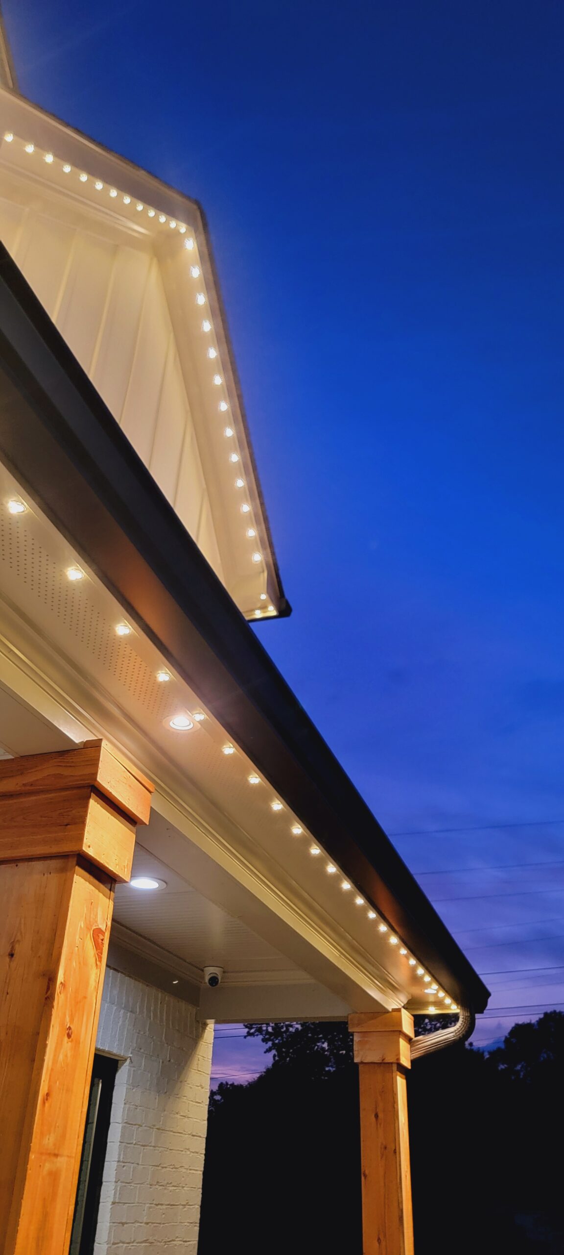 residential permanent christmas lighting installers near me